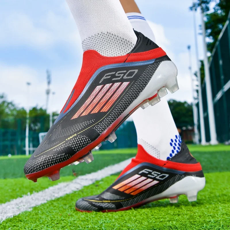 Nuove Scarpe da Calcio per Uom - Outdoor Sport Court recensione e prezzo