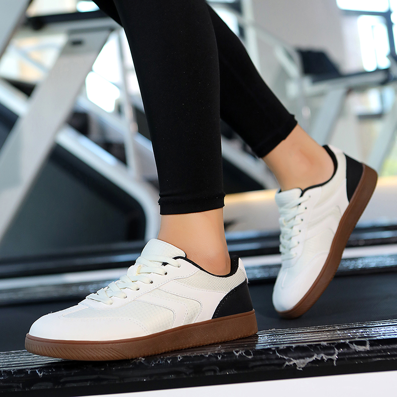 Scarpe a Punta Larga Unisex in - Outdoor Sport Court recensione e prezzo