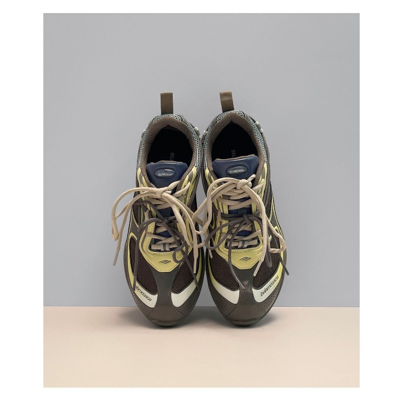 Scarpe Sportive e per il Tempo - Outdoor Sport Court recensione e prezzo