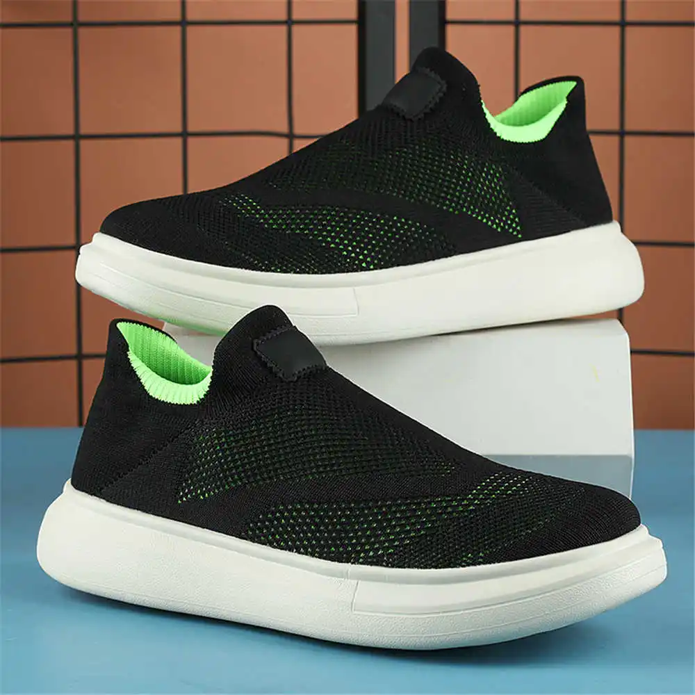 Calze con plateau scarpe marro - Outdoor Sport Use Class recensione e prezzo